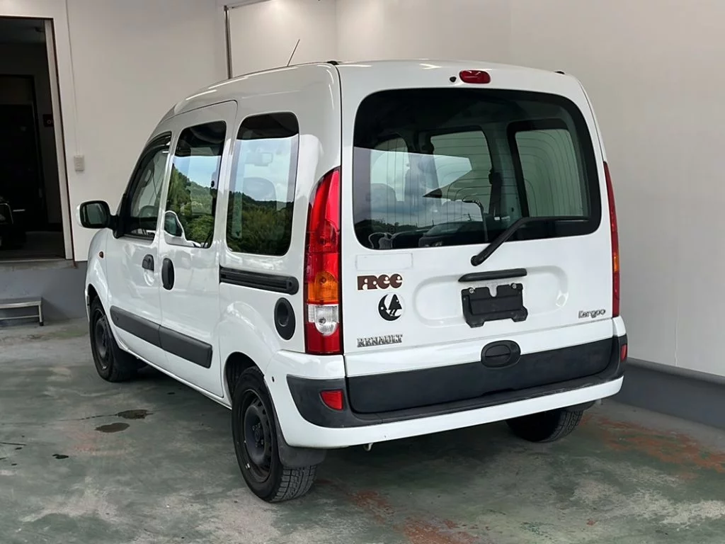 Renault Kangoo  с аукциона в Японии