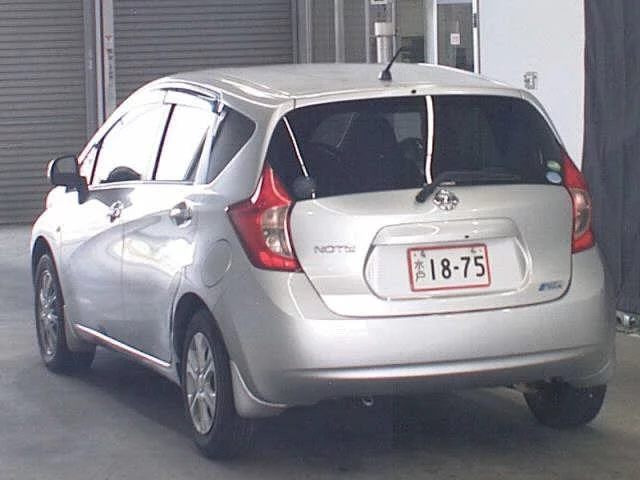 Nissan Note  с аукциона в Японии