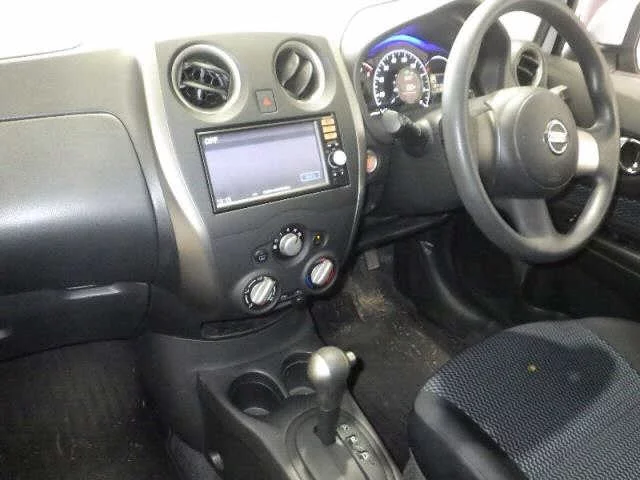 Nissan Note  с аукциона в Японии