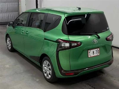 Toyota Sienta