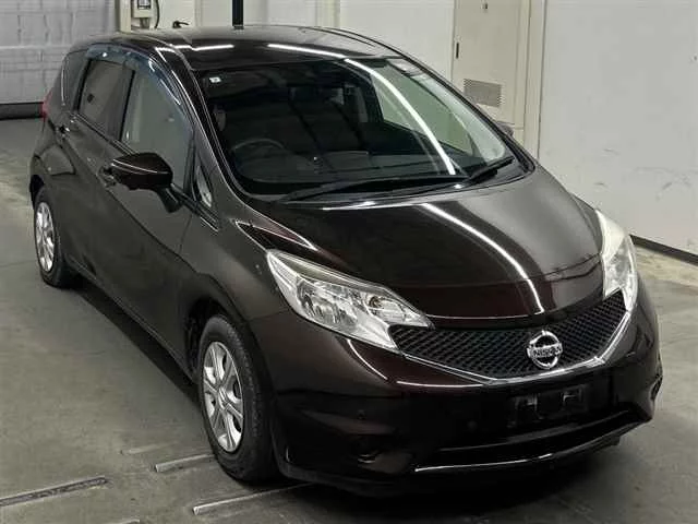 Nissan Note  с аукциона в Японии
