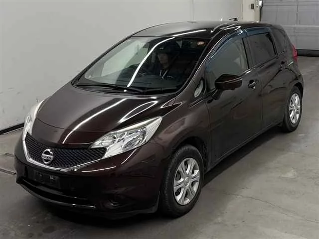 Nissan Note  с аукциона в Японии