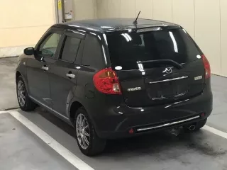 Mazda Verisa