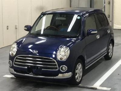 Daihatsu Mira Gino