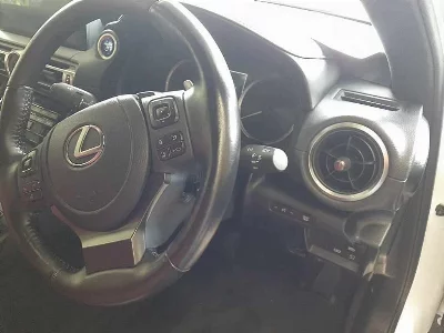Lexus IS300h