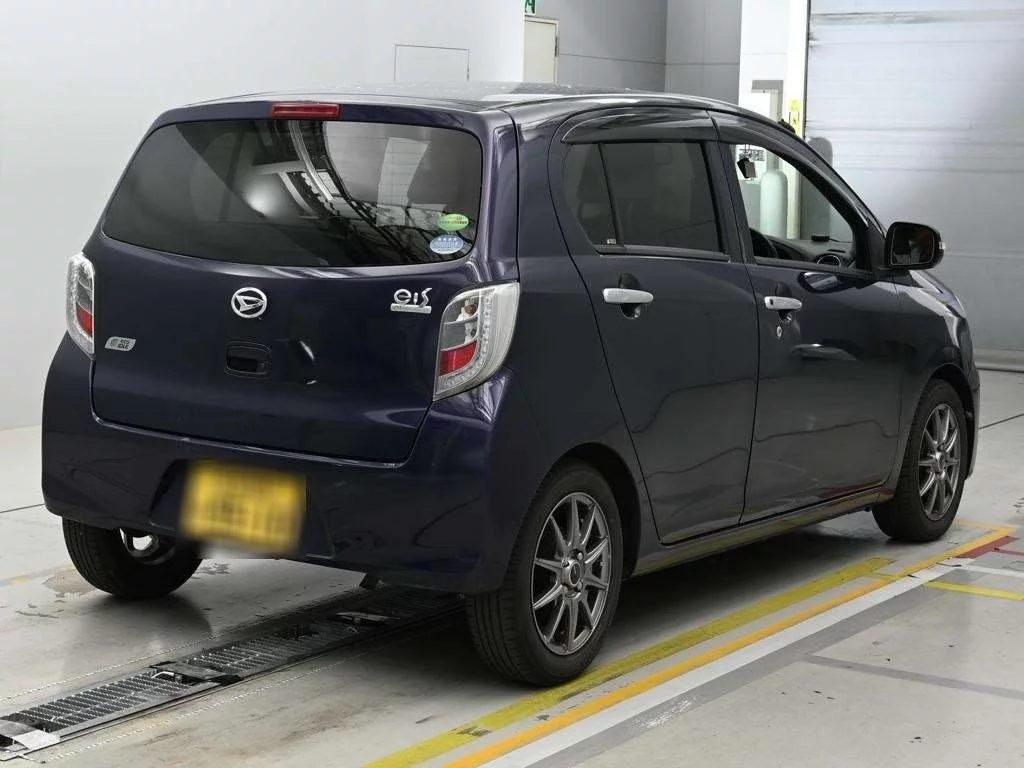 Daihatsu Mira e:S  с аукциона в Японии
