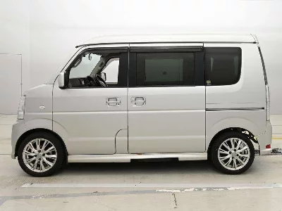NISSAN NV100 CLIPPER RIO