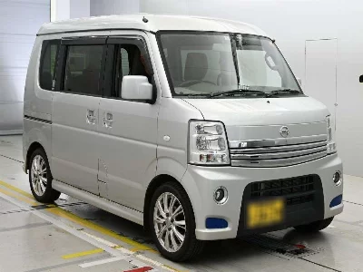 NISSAN NV100 CLIPPER RIO