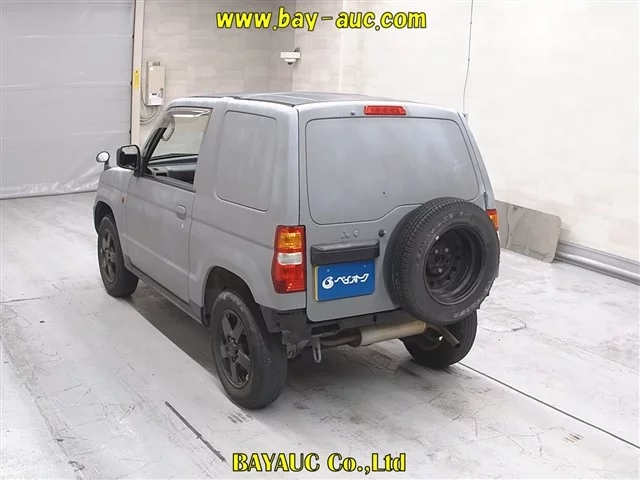 Mitsubishi Pajero Mini  с аукциона в Японии