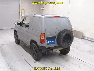 Mitsubishi Pajero Mini
