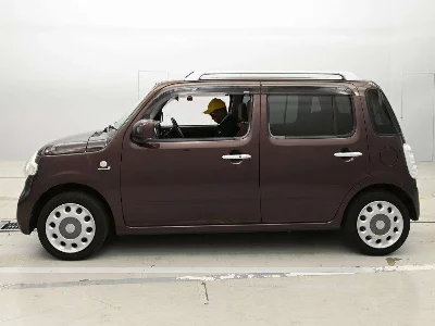 Daihatsu Mira Cocoa