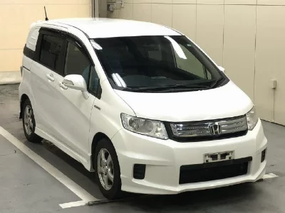 Honda Freed Spike