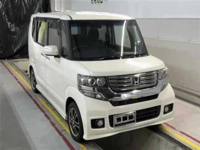 HONDA N BOX CUSTOM