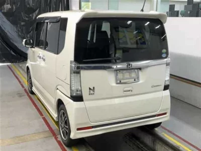 HONDA N BOX CUSTOM