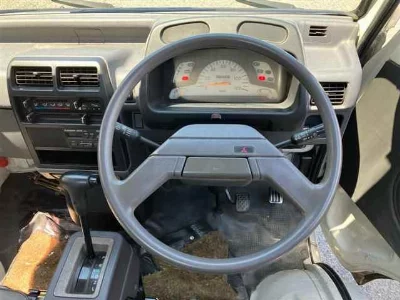 MITSUBISHI MINICAB TRUCK