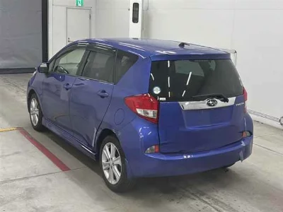SUBARU TREZIA
