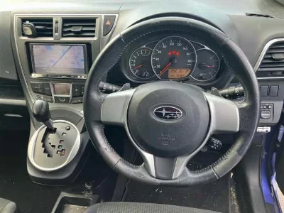 SUBARU TREZIA
