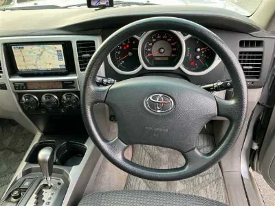 TOYOTA HILUX SURF