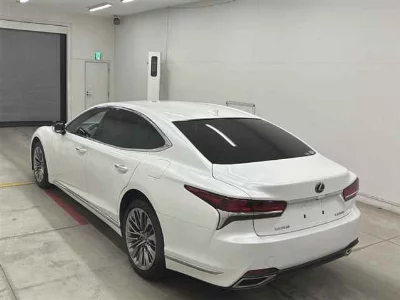 LEXUS LS