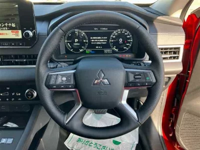 MITSUBISHI OUTLANDER PHEV