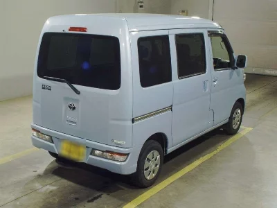 TOYOTA PIXIS VAN