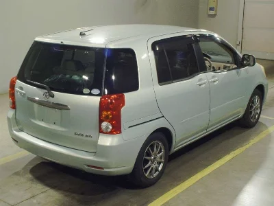 TOYOTA RAUM