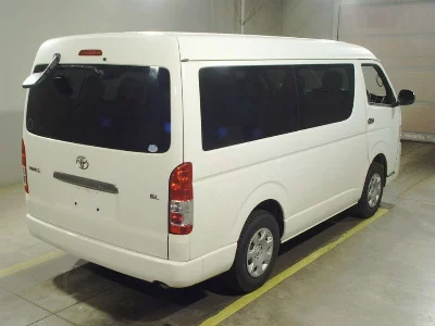 TOYOTA HIACE WAGON