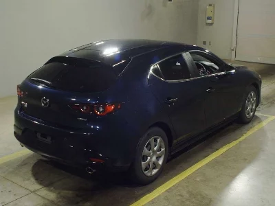 MAZDA MAZDA3 FASTBACK