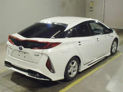 TOYOTA PRIUS PHV