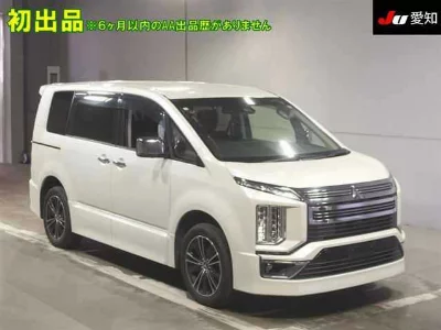 MITSUBISHI DELICA D:5