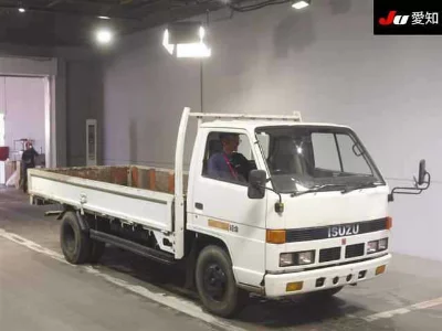 Isuzu Elf