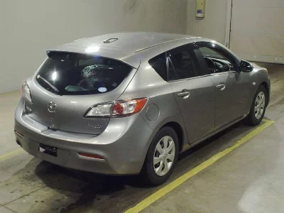 MAZDA AXELA SPORT