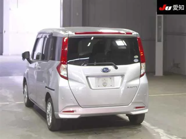 Subaru Justy  с аукциона в Японии