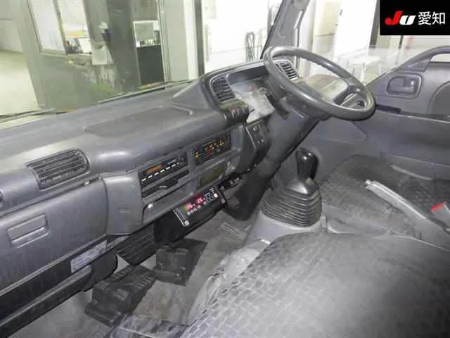 Isuzu Elf  с аукциона в Японии
