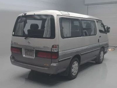 TOYOTA HIACE WAGON