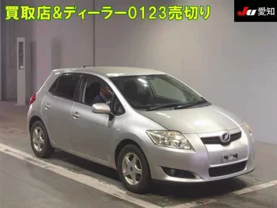 TOYOTA AURIS