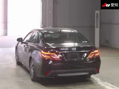 TOYOTA CROWN HYBRID