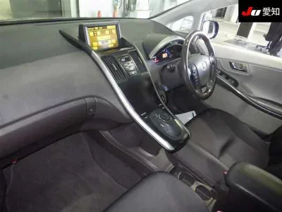 TOYOTA SAI