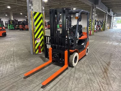 TOYOTA  FORKLIFT 