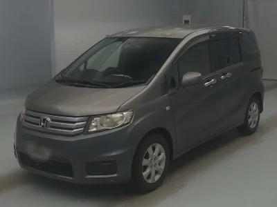 Honda Freed Spike