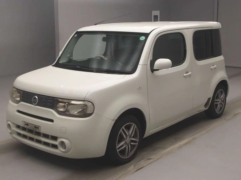 Nissan Cube  с аукциона в Японии
