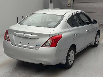 Nissan Tiida Latio