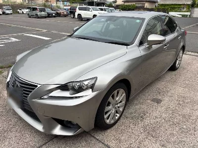 Lexus IS300h