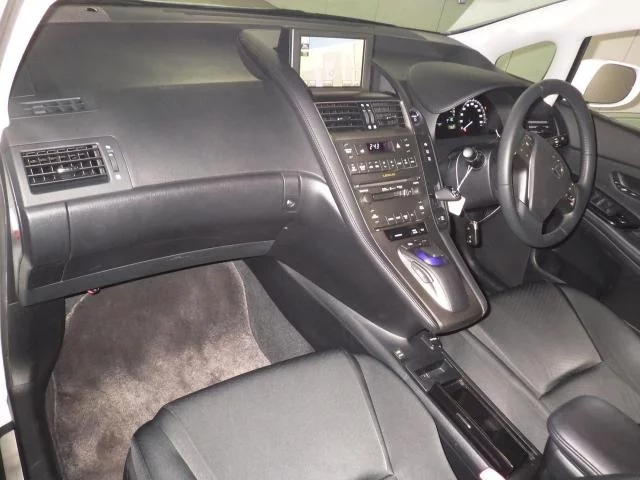Lexus HS250h  с аукциона в Японии