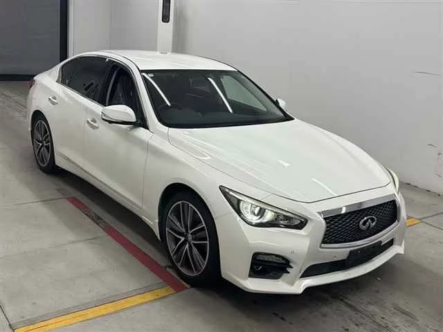 Nissan Skyline 2015