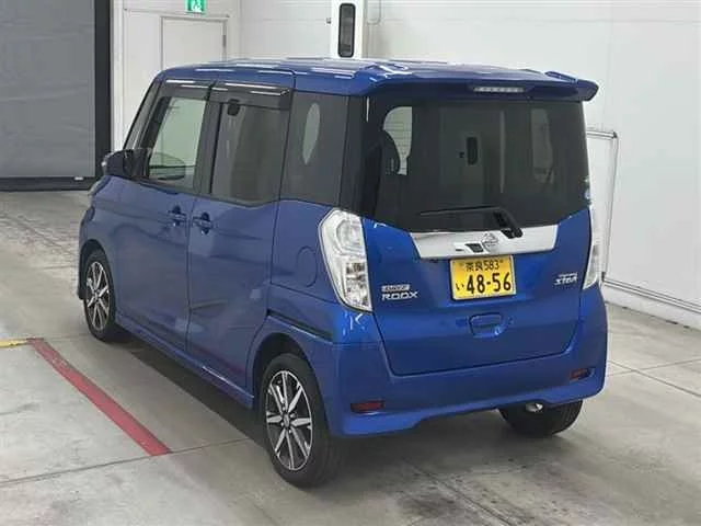 Nissan Dayz Roox  с аукциона в Японии