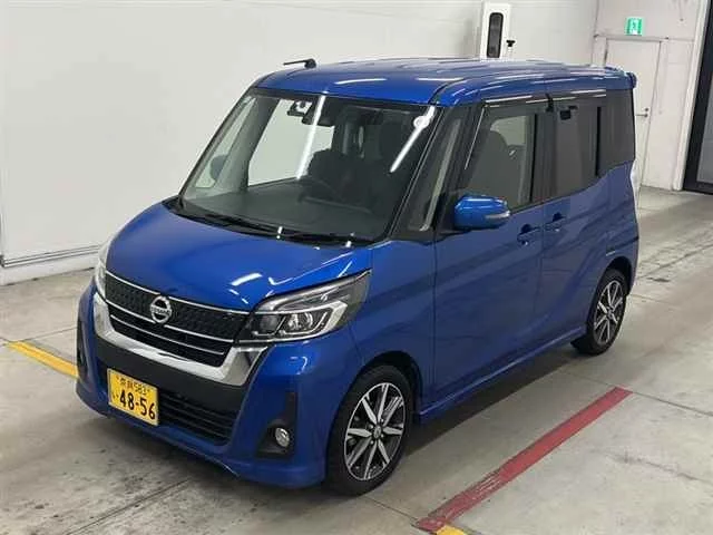 Nissan Dayz Roox  с аукциона в Японии