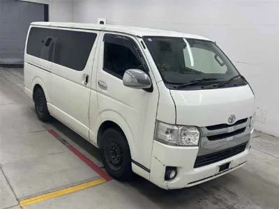 Toyota RegiusAce