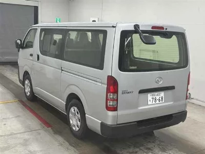 MAZDA BONGO BRAWNY VAN