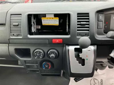 MAZDA BONGO BRAWNY VAN